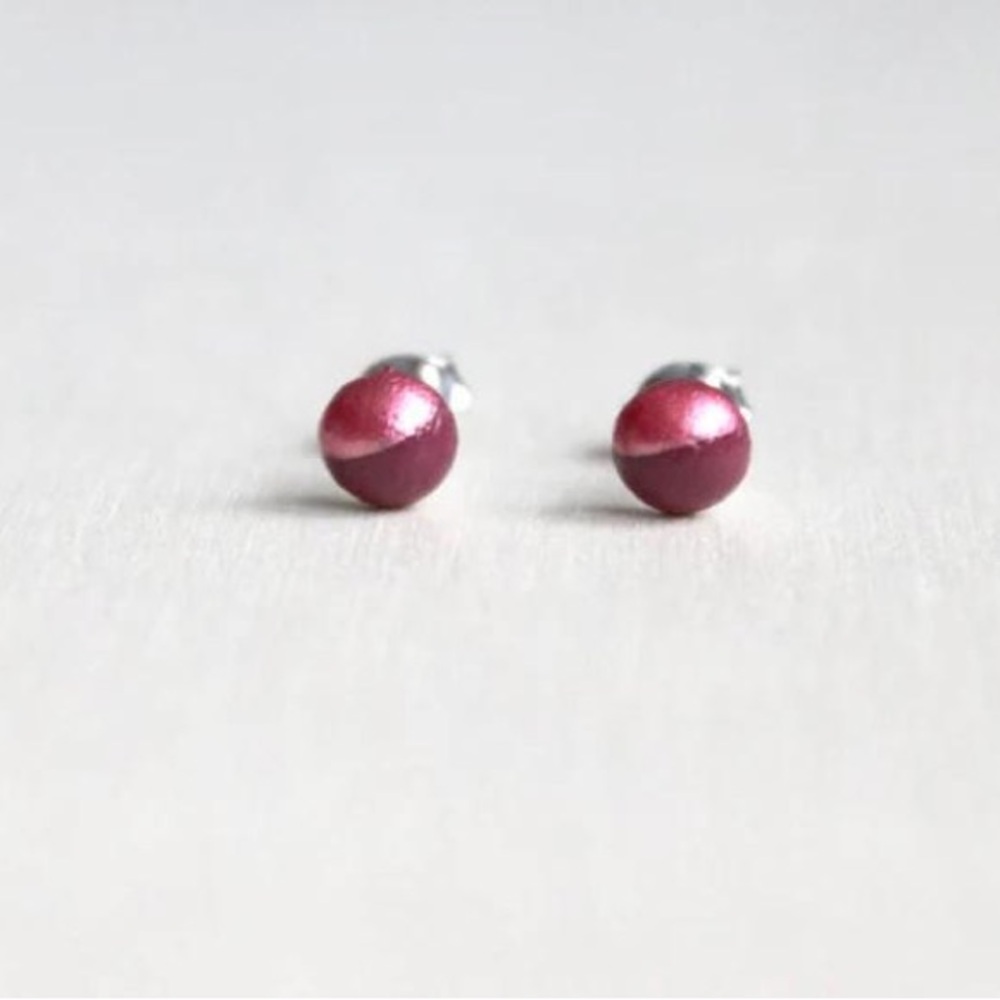 Elegant Burgundy Stud Earrings